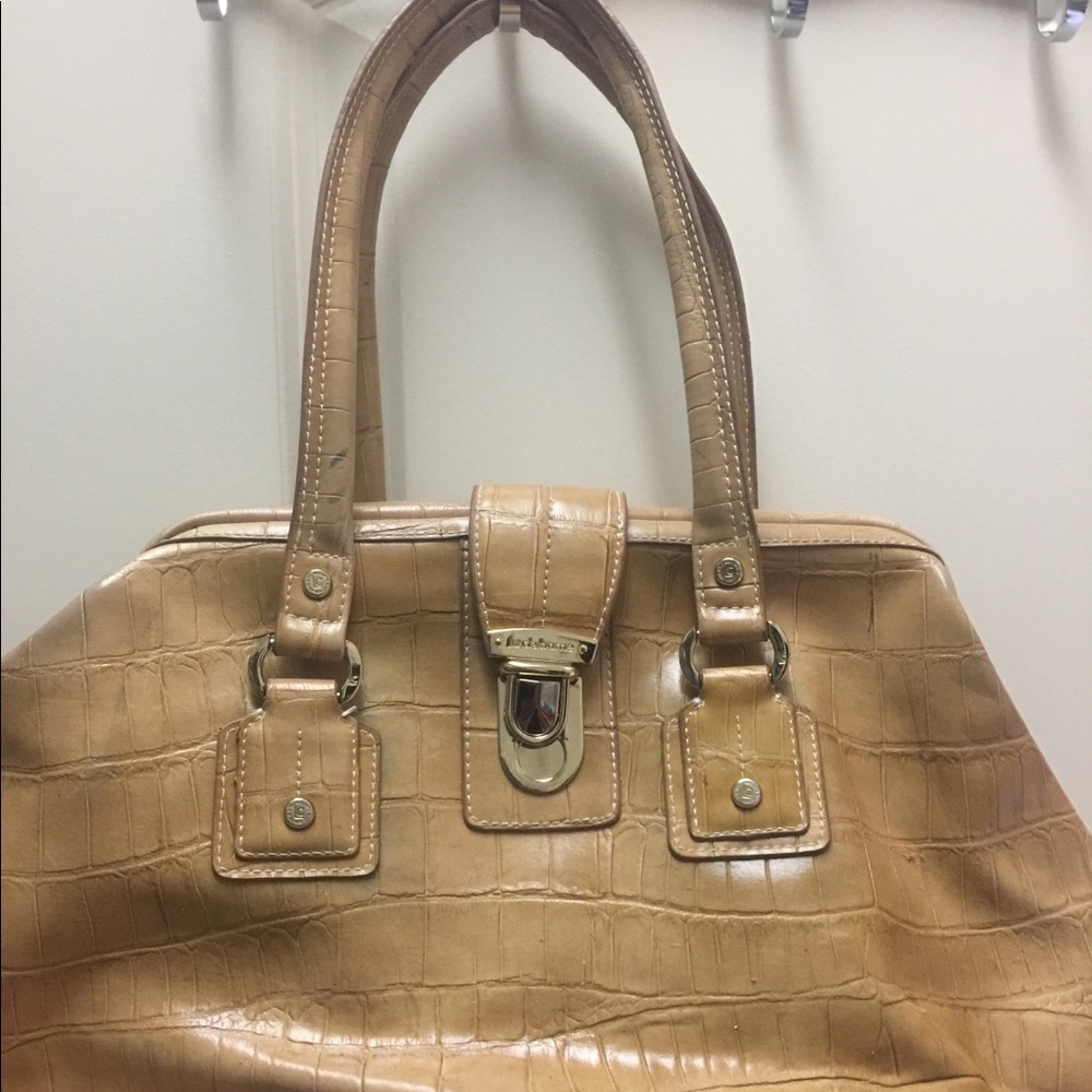 Liz Claiborne purse- like new